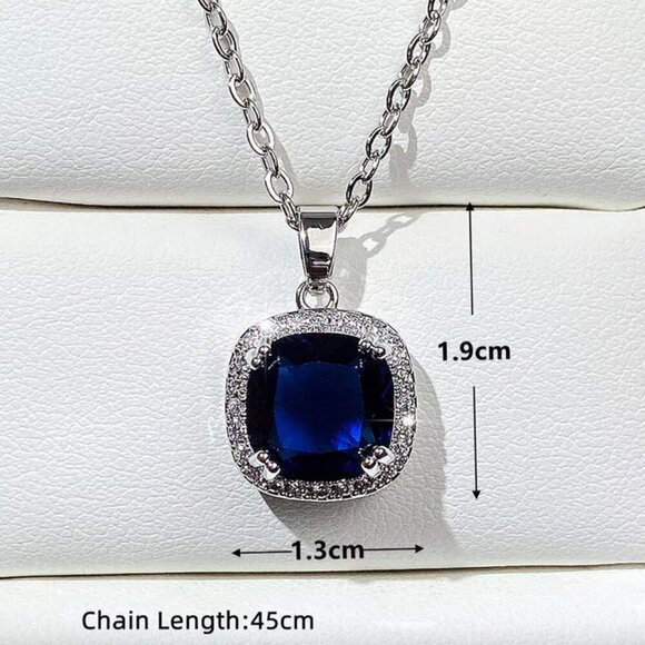 NEW 18k White Gold Cushion Cut Diamond Sapphire Necklace - Picture 7 of 7